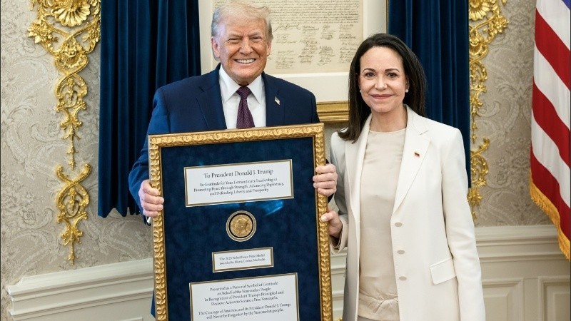 María Corina Machado obsequió a Donald Trump su medalla del Nobel de la Paz