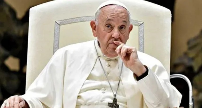 Se agravó el estado de salud del papa Francisco: sigue hospitalizado con un 