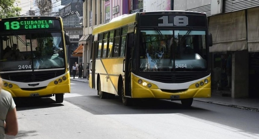 Poletti anticipó un posible aumento del boleto de colectivo en Santa Fe