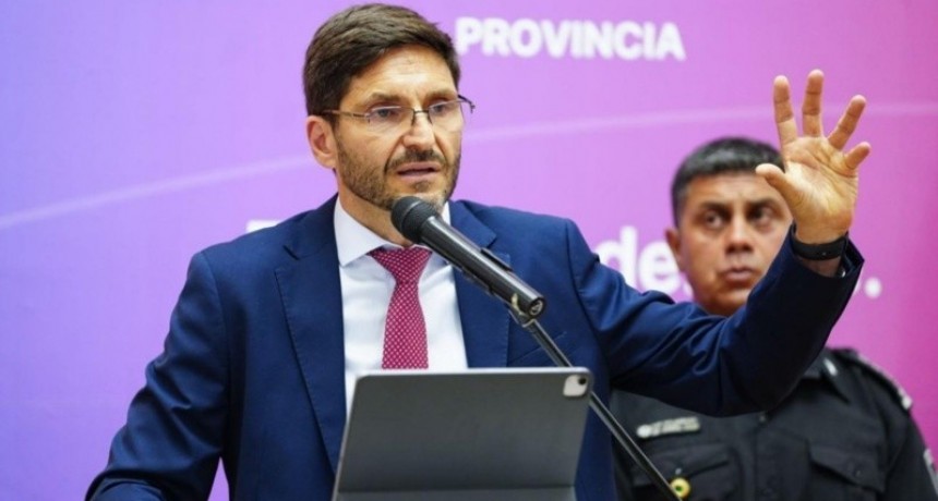 Pullaro anunció nueva escala salarial para policías: 