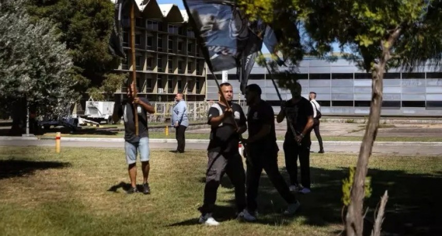 Suspendieron por 15 días los despidos en Fate