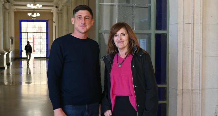 Paco Garibaldi y Chuchi Molina proponen una Constitución “moderna y sin privilegios”