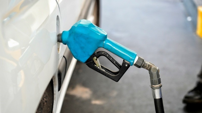 YPF implementará un sistema de inteligencia artificial para ajustar el precio del combustible: cómo funcionará