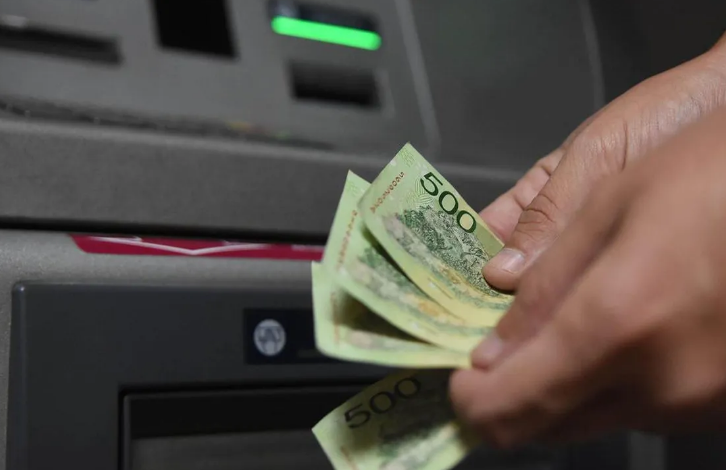 Crece el uso del aguinaldo para pagar deudas: alcanza al 29% de los argentinos