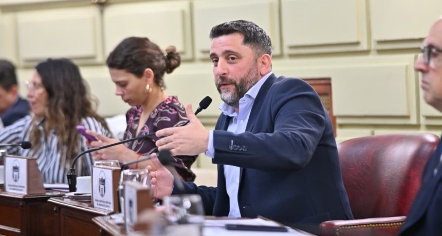 Cuvertino: “La ley tributaria es una respuesta en un contexto nacional complejo”