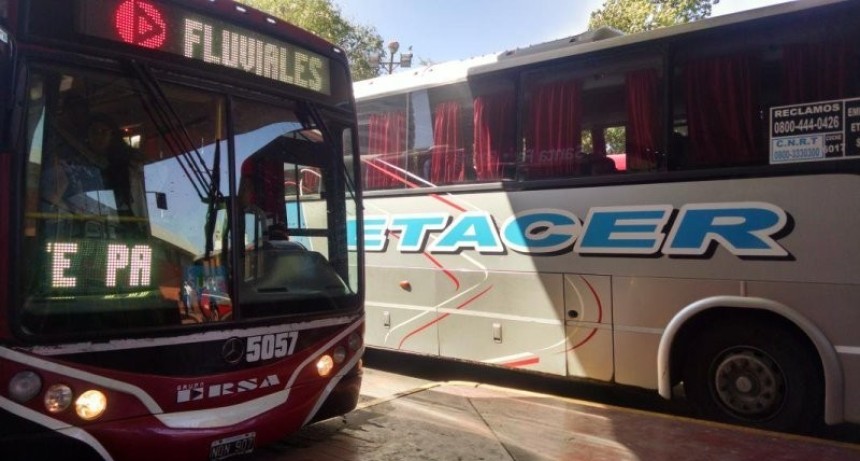 Aument&oacute; el boleto del servicio de colectivos entre Santa Fe y Paran&aacute;