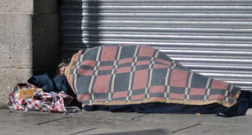 Crece la indigencia en Santa Fe: es la segunda provincia con m&aacute;s personas en situacion de calle
