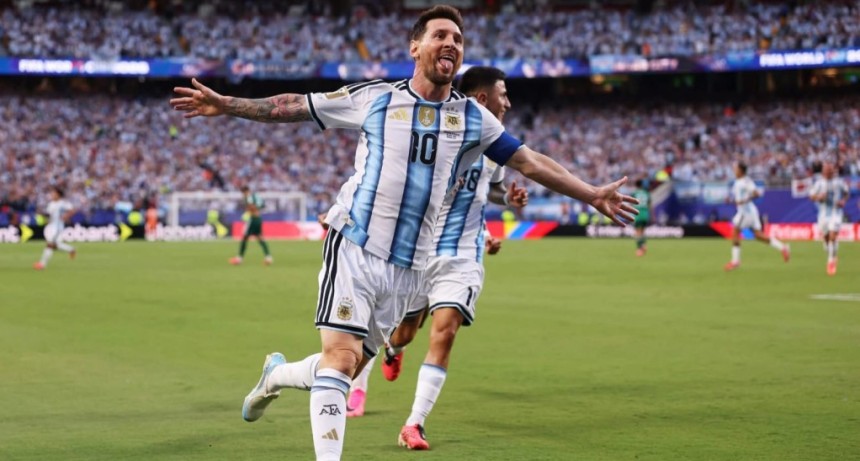 Con Lionel Messi descomunal, Argentina pas&oacute; la primera prueba y le gan&oacute; sin dificultades a Argelia